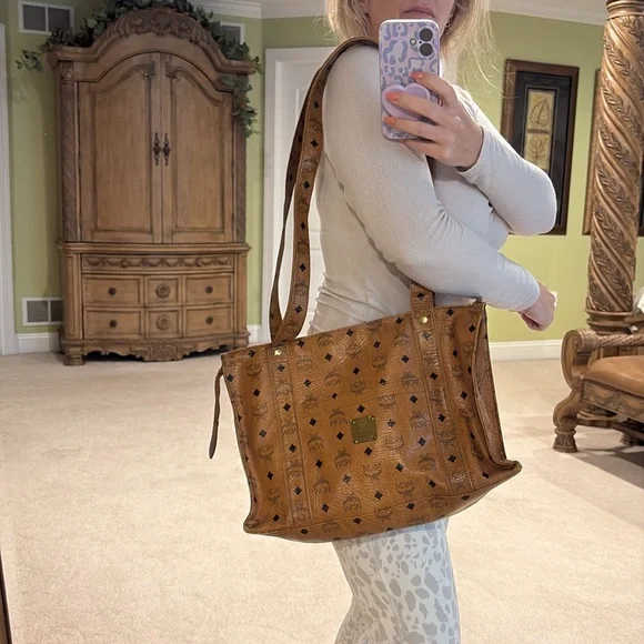 MCM Brown Monogram Tote Bag - Picture 11 of 16